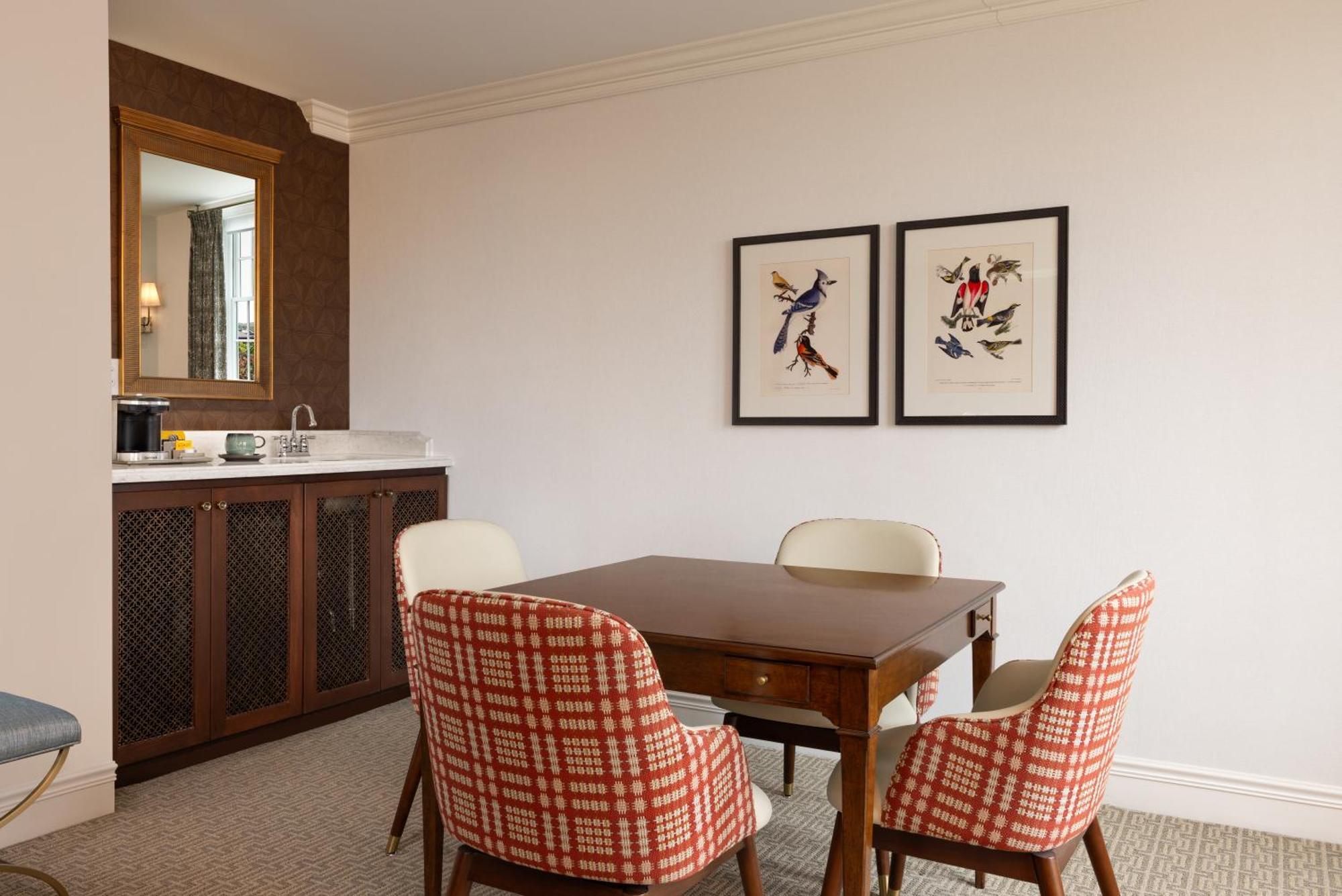 Hotel Roanoke & Conference Center, Curio Collection By Hilton מראה חיצוני תמונה